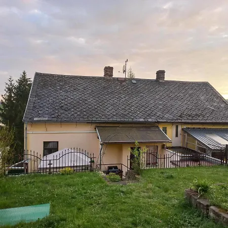 U Frantiska 2* Mařenice